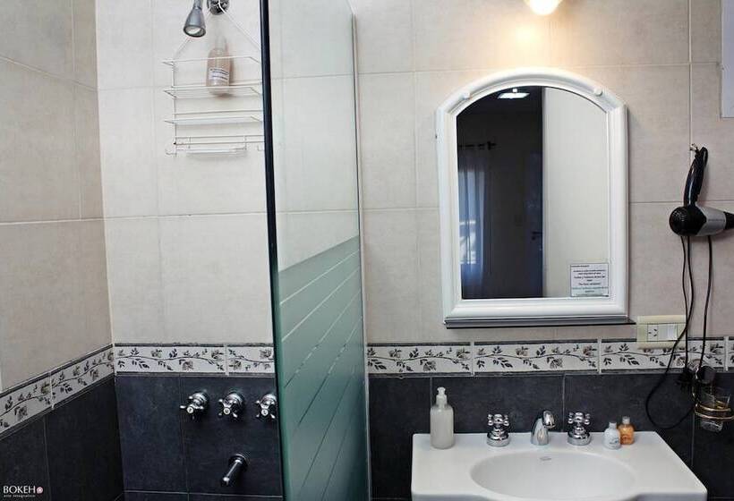 فندق صغير Posada De Las Sierras