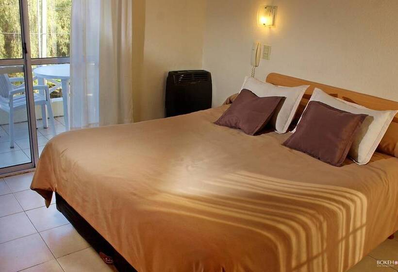 فندق صغير Posada De Las Sierras