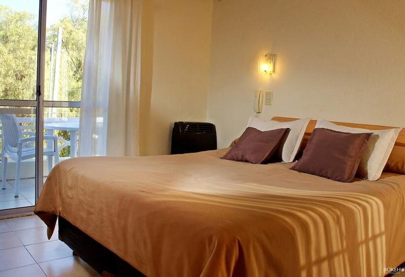 فندق صغير Posada De Las Sierras