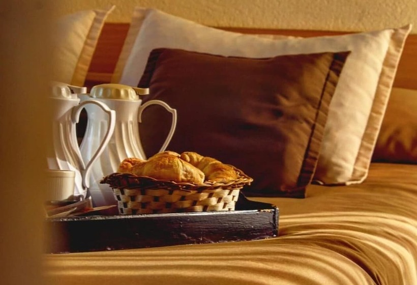 فندق صغير Posada De Las Sierras