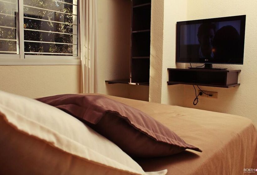 فندق صغير Posada De Las Sierras