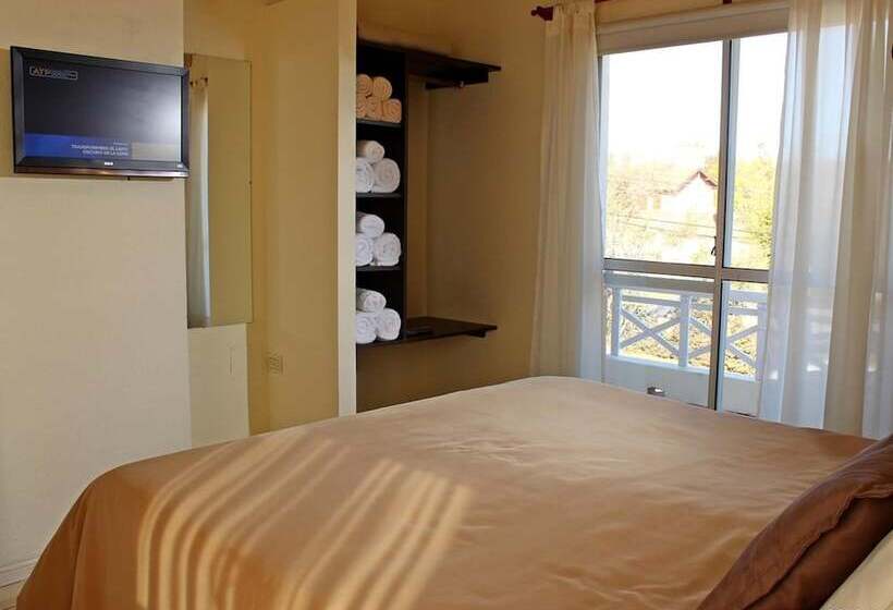 فندق صغير Posada De Las Sierras