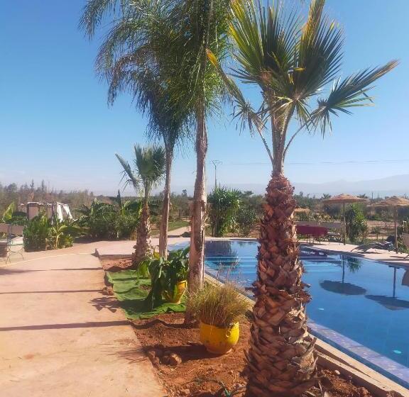 تختخواب و صبحانه Chez Jm Saida