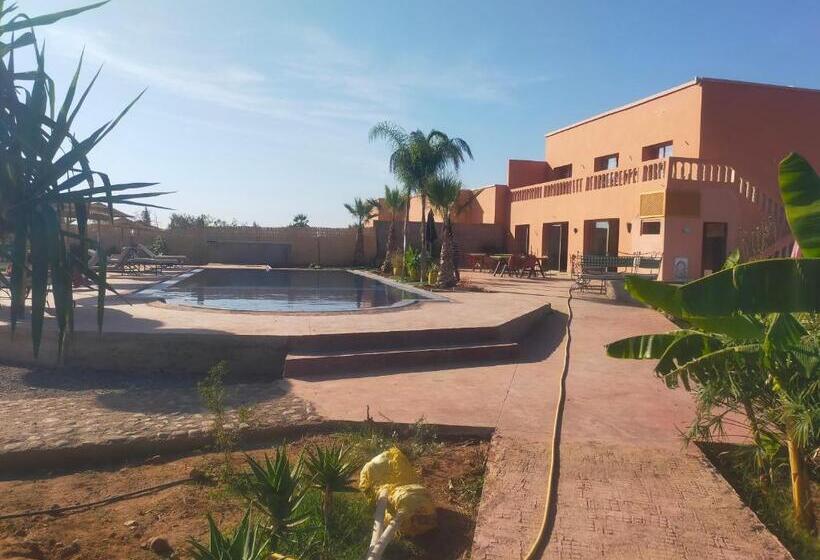 تختخواب و صبحانه Chez Jm Saida