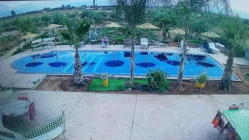 تختخواب و صبحانه Chez Jm Saida