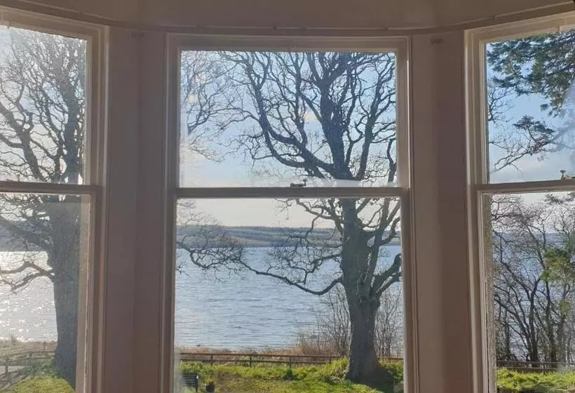 Majatalo Kiltearn Guest House