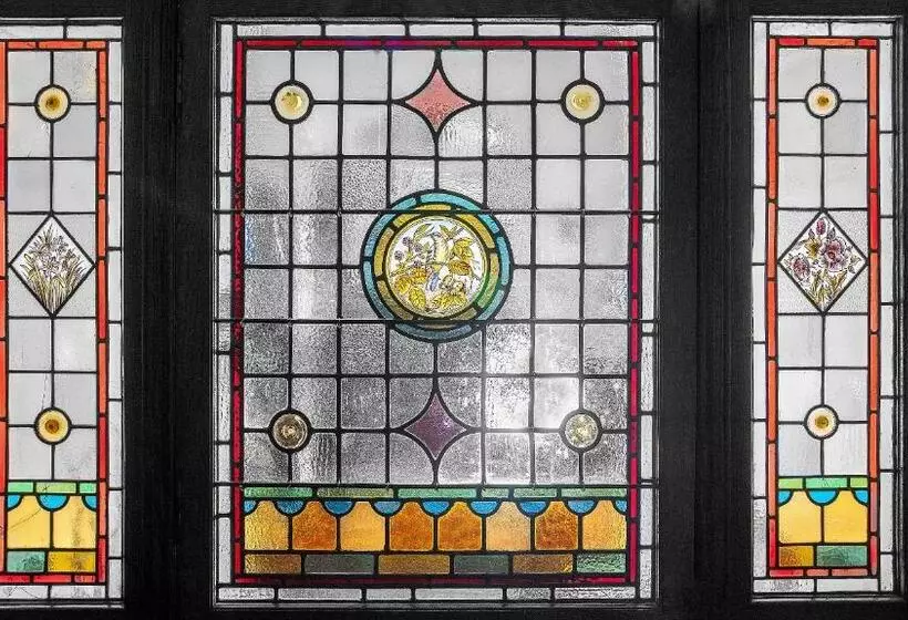 Majatalo Kiltearn Guest House