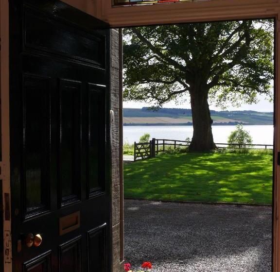 펜션 Kiltearn Guest House