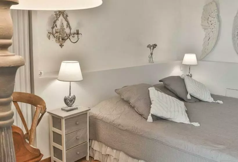 ペンション Maison D'hôtes Le Hameau De La Mûre