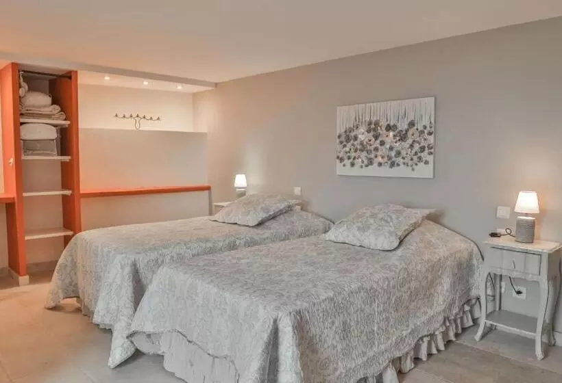 ペンション Maison D'hôtes Le Hameau De La Mûre