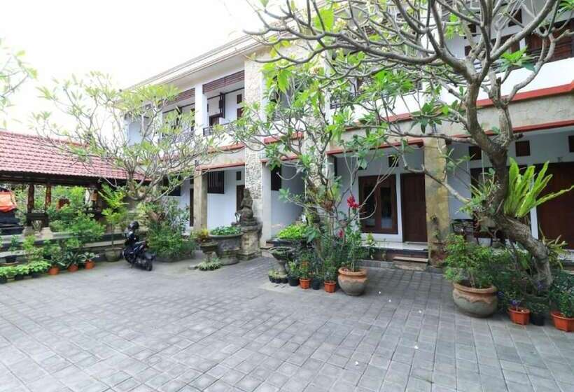 פנסיון Puri Jayaraja