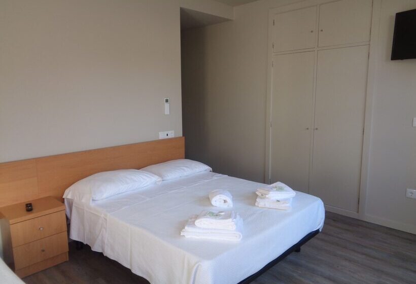 پانسیون Rua Grande