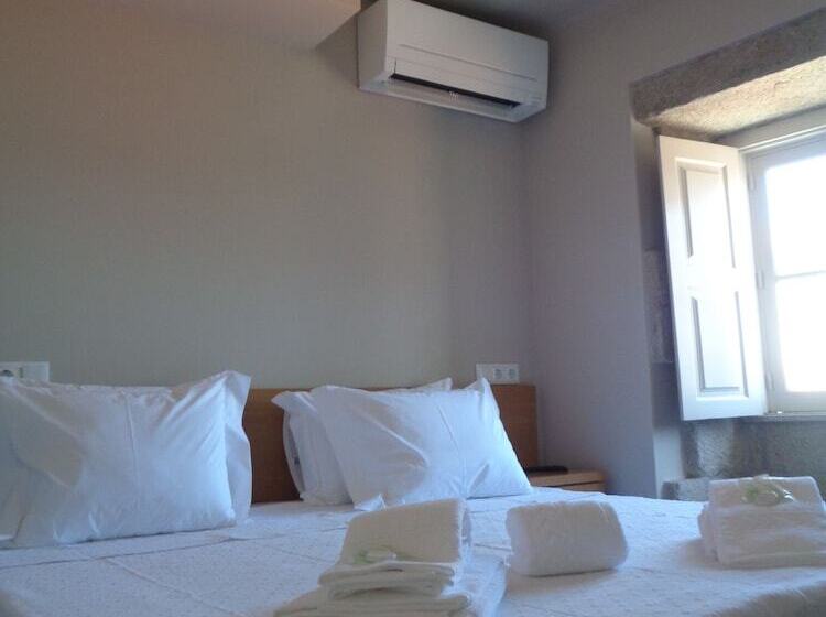 پانسیون Rua Grande