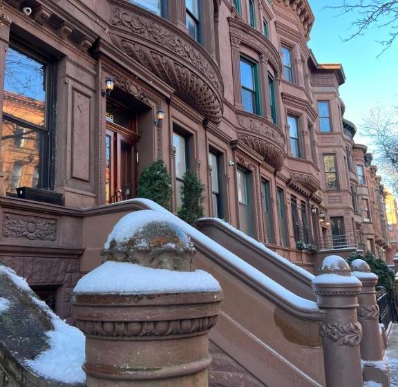 膳宿费 Soul Food Mont Morris