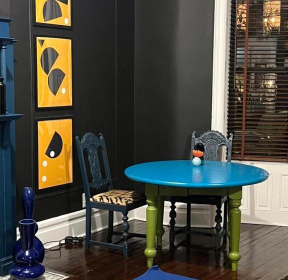 膳宿费 Soul Food Mont Morris