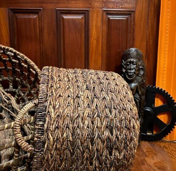 膳宿费 Soul Food Mont Morris