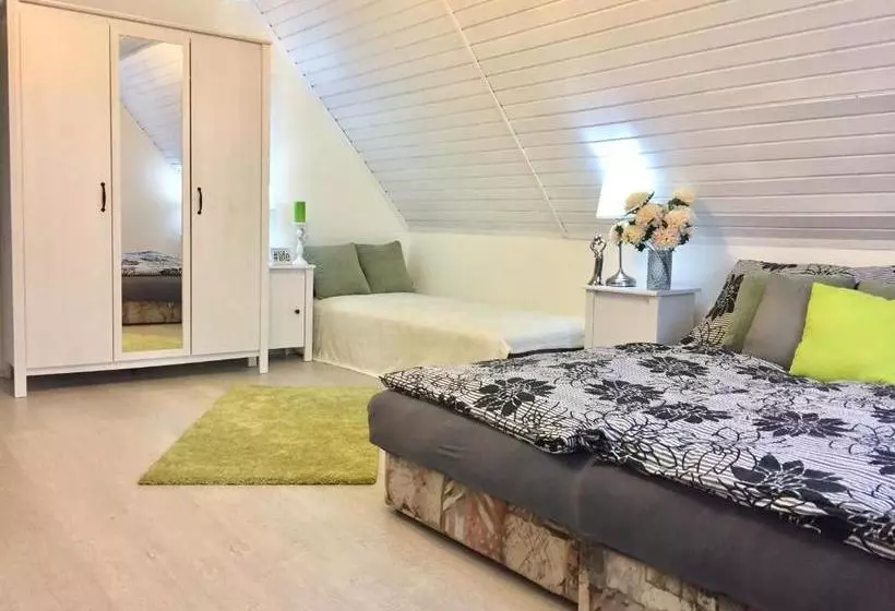Szent Orbán Panzió   Kutyabarát Apartmanok