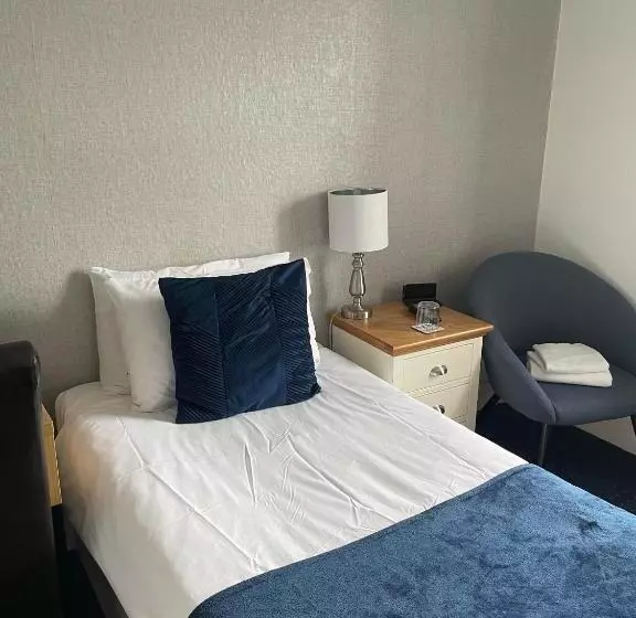 Retkeilymaja The Crown Inn   By Blunt Bars