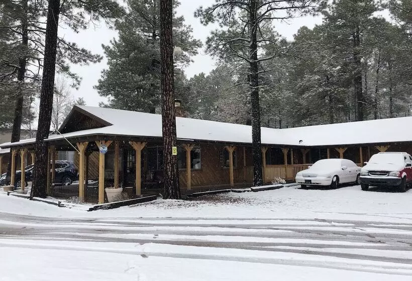 Retkeilymaja Timberlodge Inn