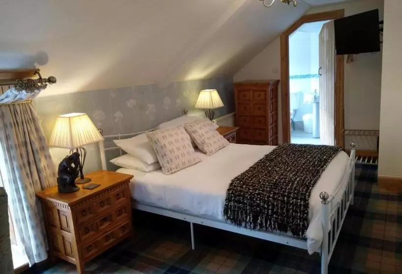 تختخواب و صبحانه Whistlefield Inn