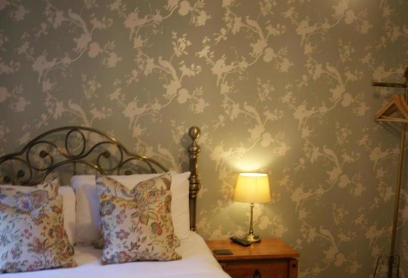 Bed and Breakfast Whistlefield Inn