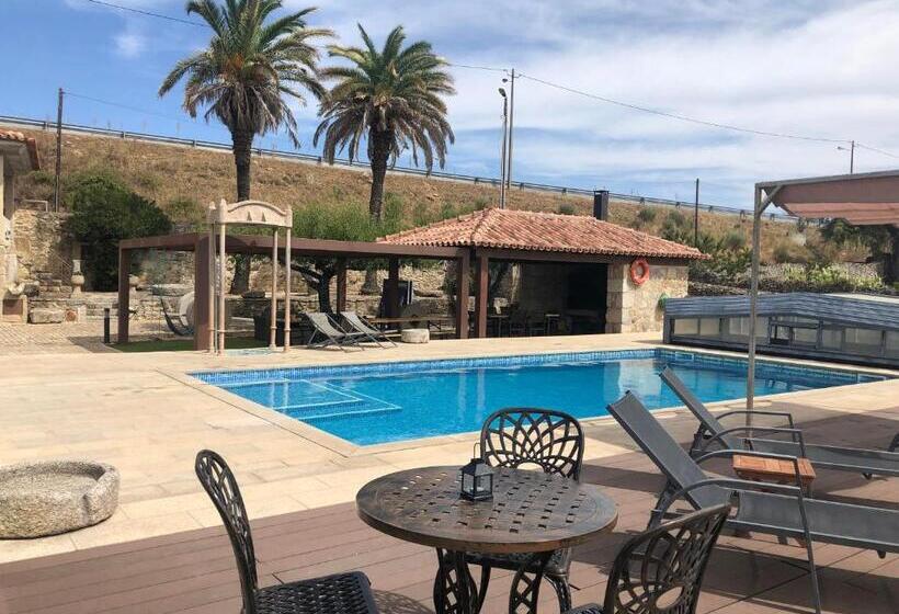 هتل Quinta Das Pias Holiday Farm