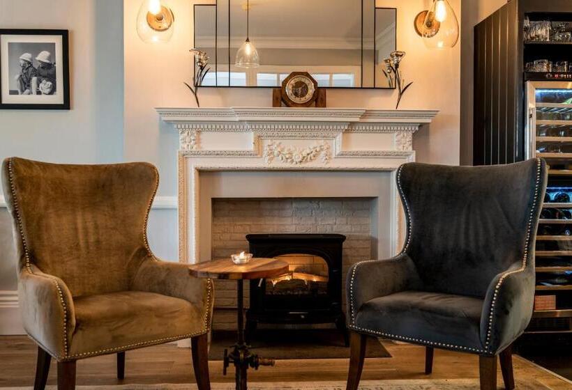 Отель St Marys Hall