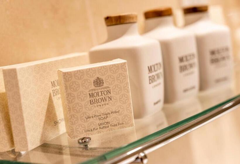 Отель St Marys Hall