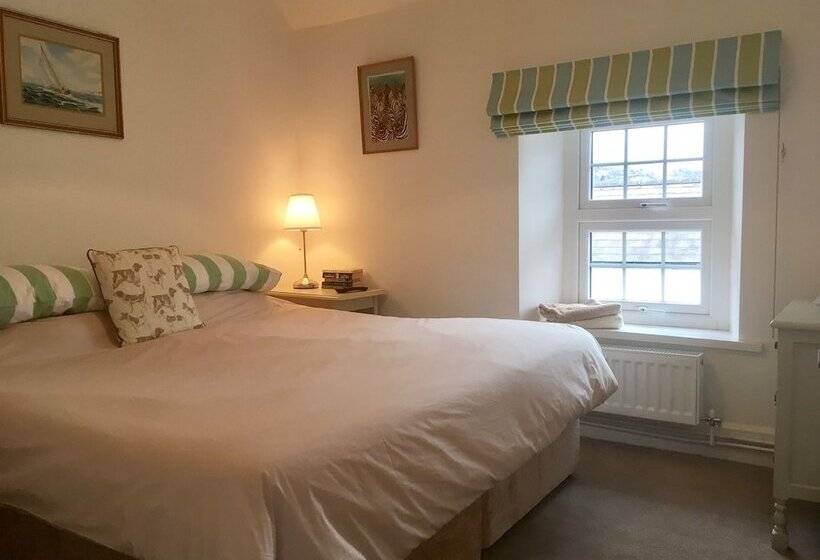 酒店 The Kestrel B&b