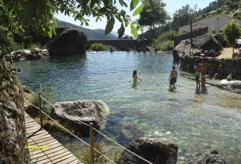 Majatalo Casa Da Fonte Sagrada