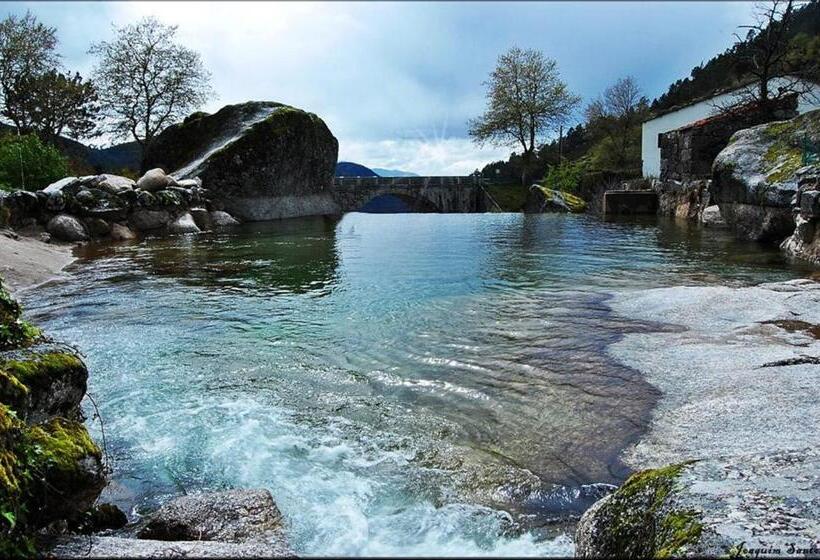بنسيون Casa Da Fonte Sagrada