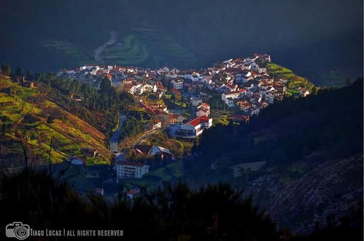 بنسيون Casa Da Fonte Sagrada