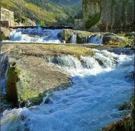 Majatalo Casa Da Fonte Sagrada