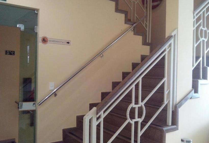 פנסיון Estação