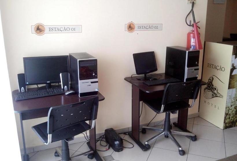 פנסיון Estação