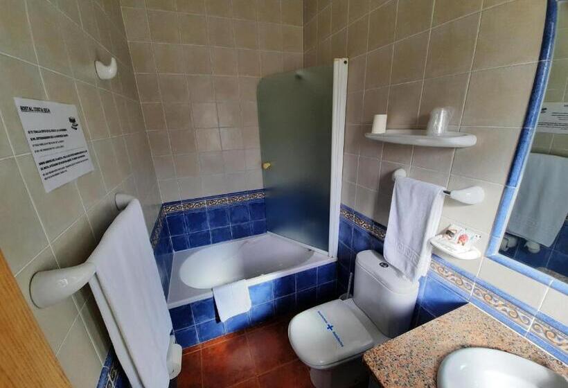 بنسيون Hostal Costa Rica