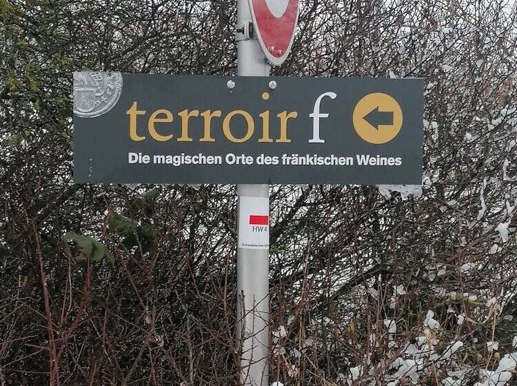 بنسيون Kirschberghof Gästehaus Und Weinverkauf