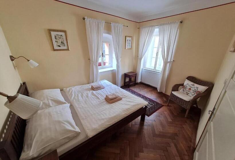 ペンション Penzion Nostalgia