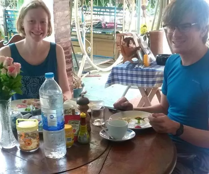 پانسیون Srikrung Guesthouse