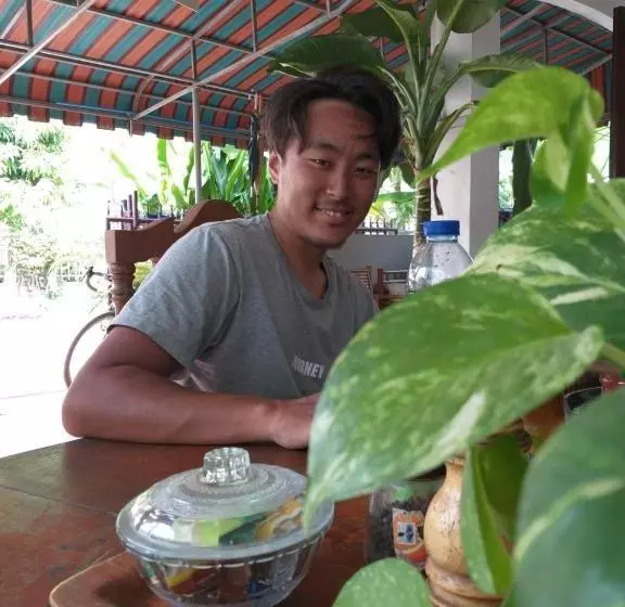 پانسیون Srikrung Guesthouse