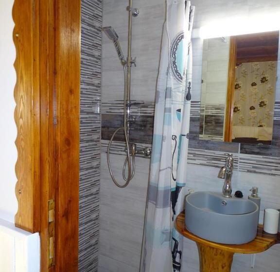 Pensionat Tavi Vendégház