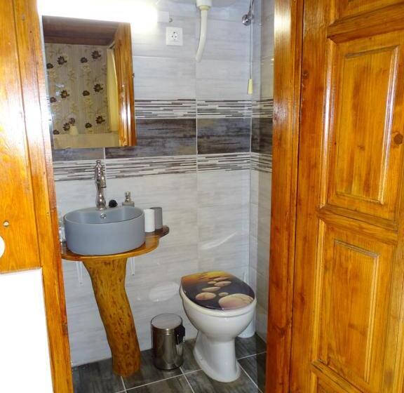 Pensionat Tavi Vendégház