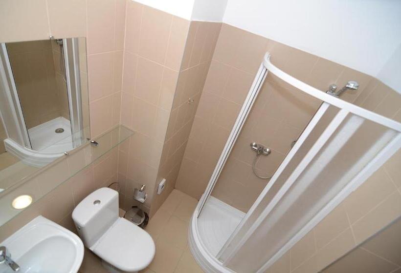 پانسیون Vesk Svečių Namai