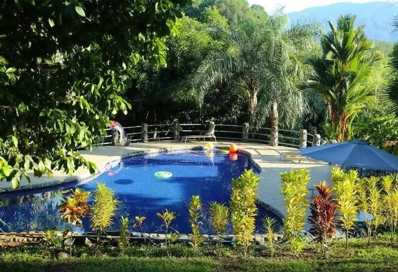 Retkeilymaja Blue Banyan Inn