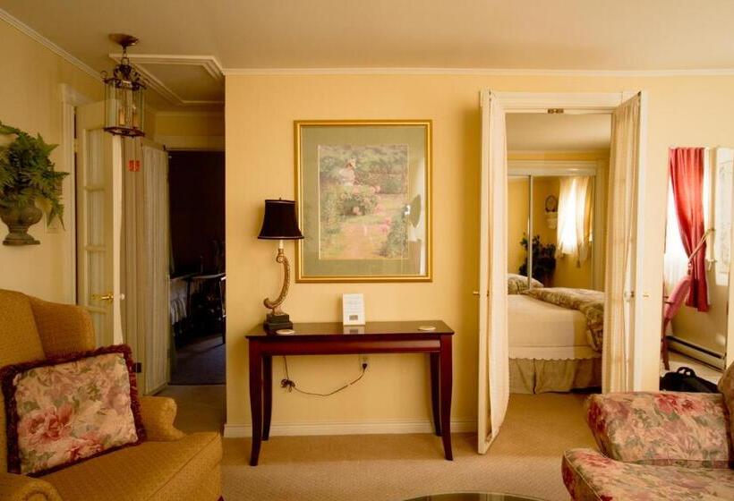 旅馆 Victoria's Historic Inn