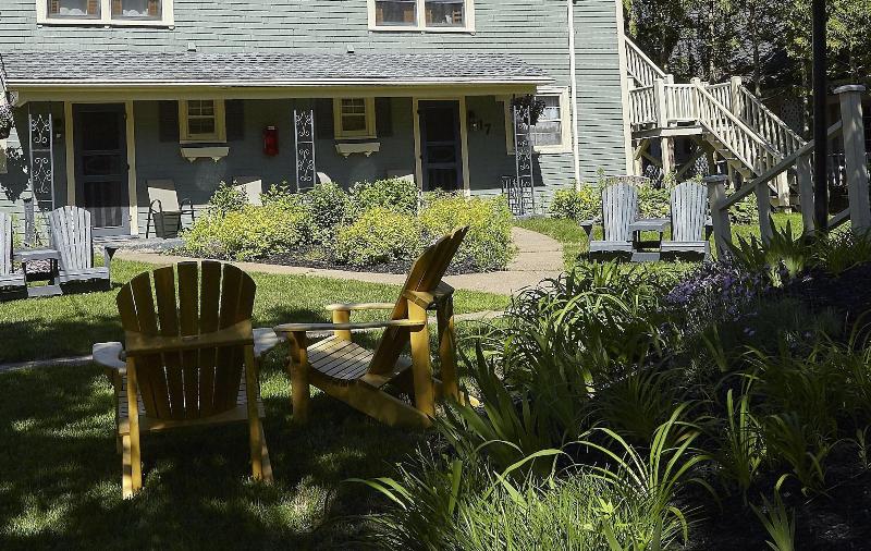 旅馆 Victoria's Historic Inn