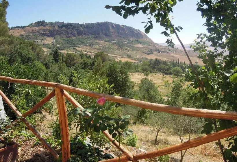 هتل Agriturismo Cuca