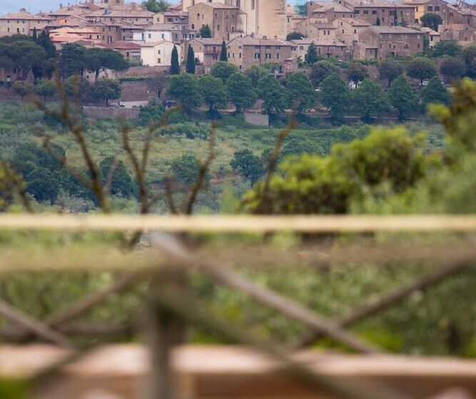 ホテル Agriturismo La Montagnola