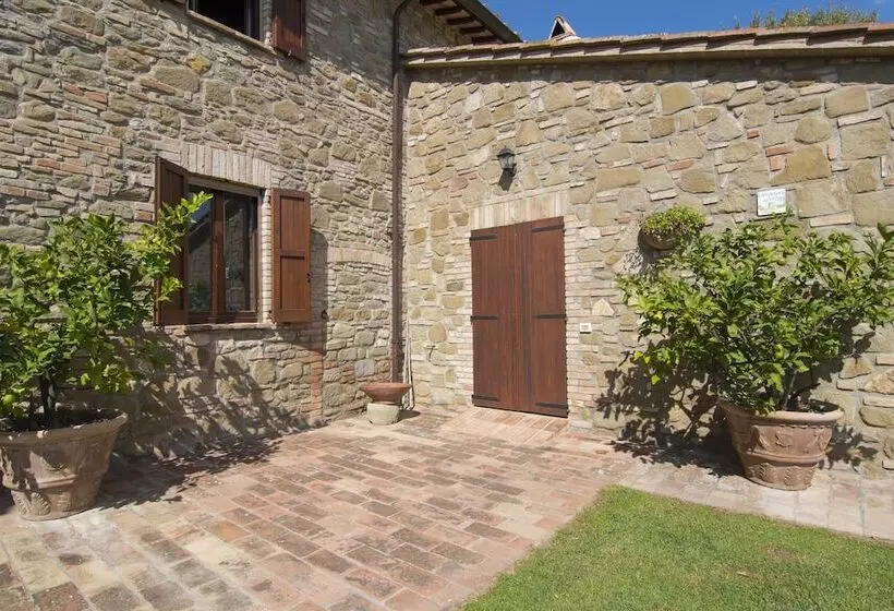 Hotelli Agriturismo La Montagnola