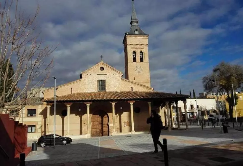 پانسیون Hostal San Roque